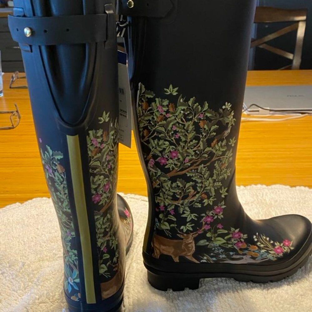 Joules rain boots   Womens size 9   Black with animal/tree print   New in box